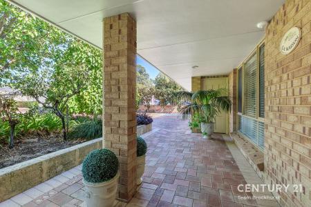 4 Freedman Way, Winthrop, WA 6150, Australia