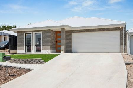 16 Burnside Drive, Onkaparinga Hills, SA 5163, Australia