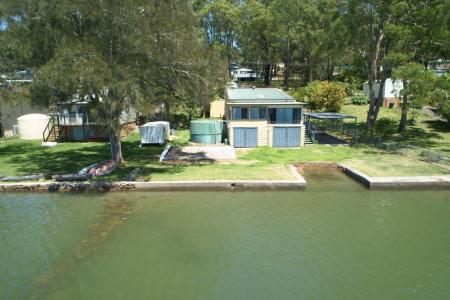 16 Cove Blvd, North Arm Cove, NSW 2324, Australia
