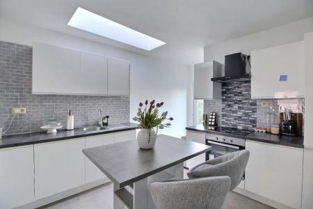 Rue E. Vandervelde 64, Bouffioulx, 벨기에