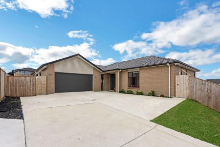 8 Bathurst Crescent, Pokeno, Waikato District 2402, New Zealand