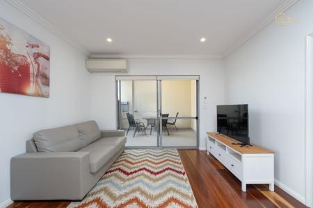 9/3 Oak Street, Cannington, WA 6107, Australia