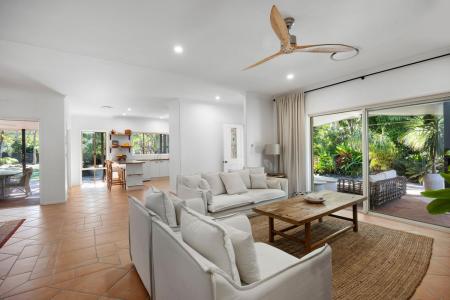 82 Lake Vista Drive, Peregian Beach, QLD 4573, Australia