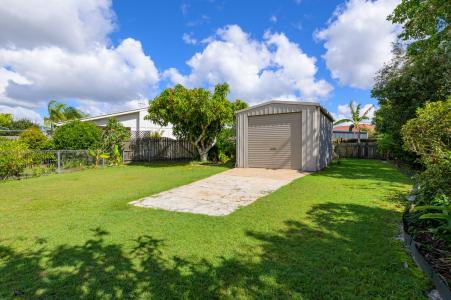 13 Maheno Court, Tin Can Bay, QLD 4580, Austrália