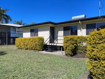 10 Spring Crescent, Dysart, QLD 4745, Australia