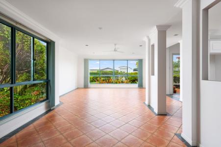 3 Acacia Crescent, Tin Can Bay, QLD 4580, Austrália