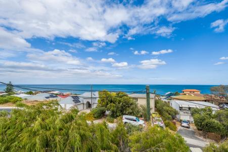 48 Hazel Avenue, Quinns Rocks, WA 6030, Australia