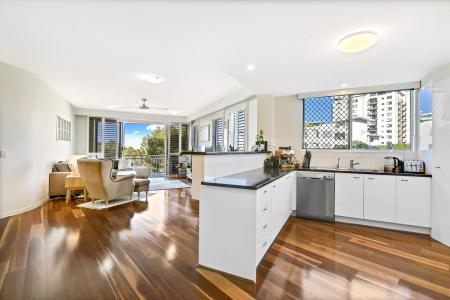 51/80 Picnic Point Esplanade, Maroochydore, QLD 4558, Австралия