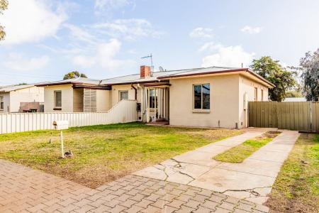 9 Johnston Road, Elizabeth Downs, SA 5113, Australia