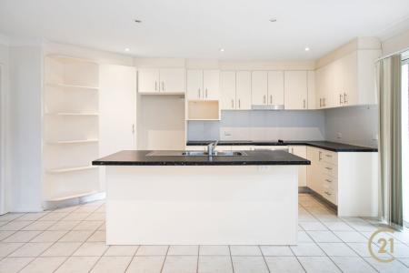 35 Bombala street, Pendle Hill, NSW 2145, 오스트레일리아