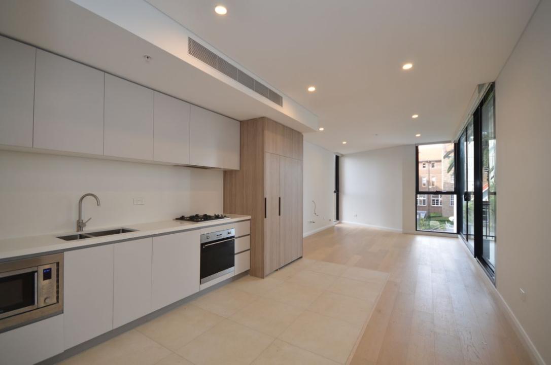 214/5 Maple Tree Road, Westmead, NSW 2145, Australia