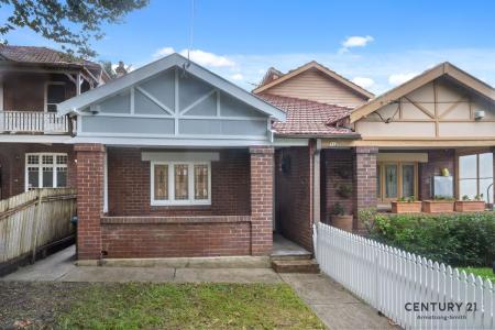 110 Newland Street, Bondi Junction, NSW 2022, Australia