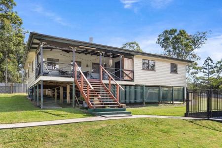 30 Old Mill Road, Oakhurst, QLD 4650, אוסטרליה