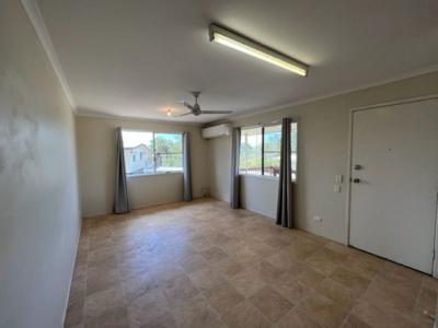 4 Yeates Street, Moranbah, QLD 4744, Australia