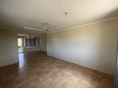 4 Yeates Street, Moranbah, QLD 4744, Australia