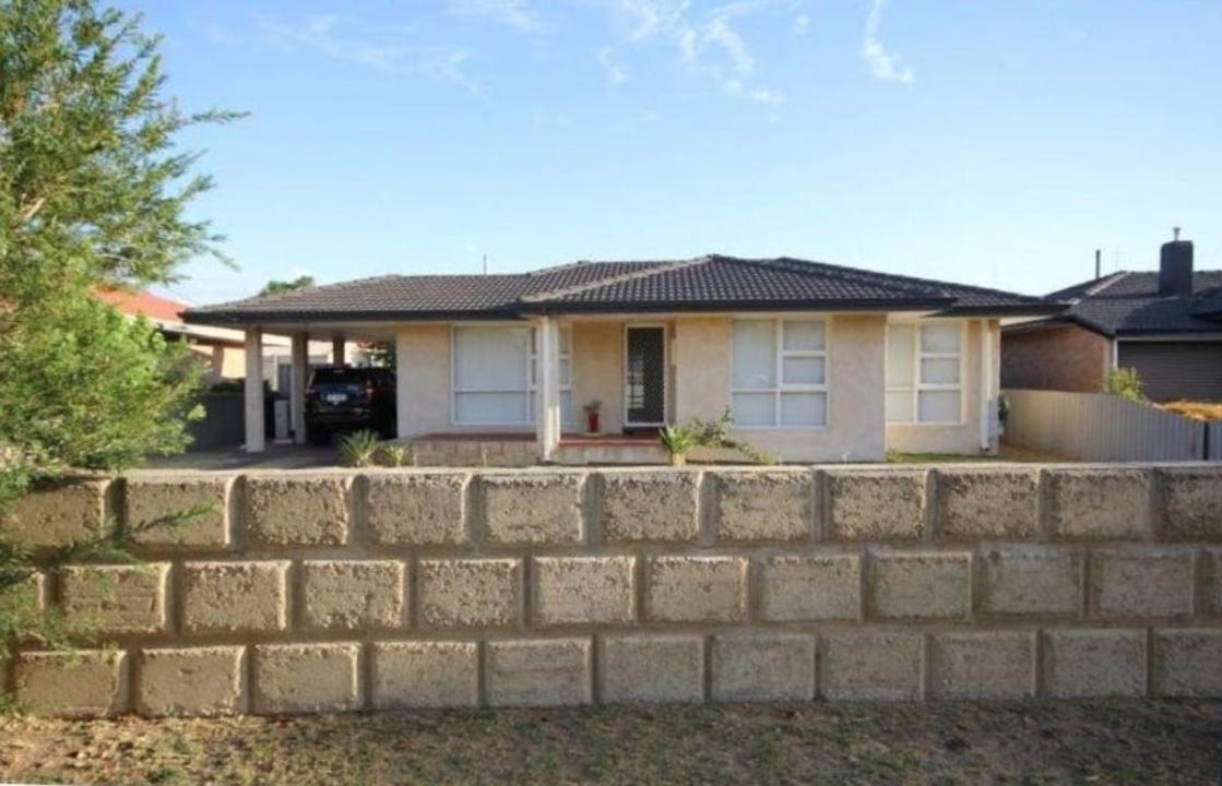 32 Barnes Crescent, East Bunbury, WA 6230, أستراليا