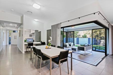 16 Holloway Street, Mountain Creek, QLD 4557, 오스트레일리아