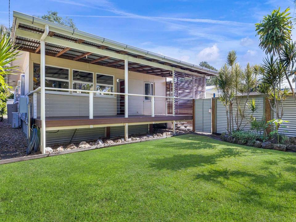 122 Westminster Avenue, Golden Beach, QLD 4551, Austrália