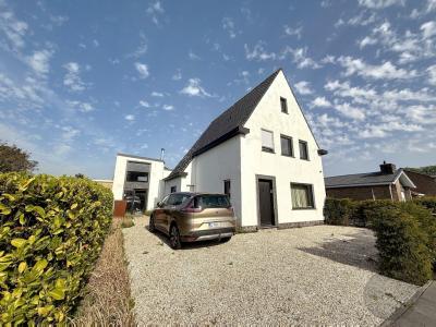 Stationsstraat 133, Damme, Belgium