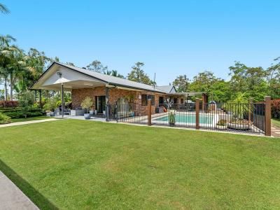 21992 Bruce Highway, Glenorchy, QLD 4650, Австралия