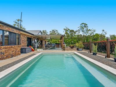 21992 Bruce Highway, Glenorchy, QLD 4650, Австралия