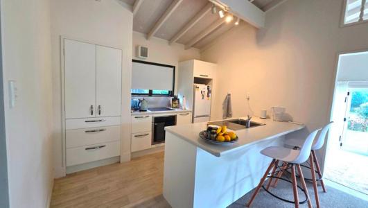 4 Kelly Street, Baylys Beach, Kaipara District 0377, ニュージーランド