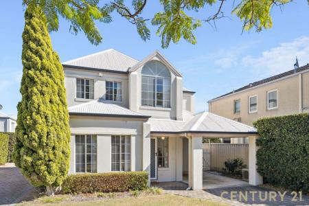 2/7 Macleod Road, Applecross, WA 6153, Australia