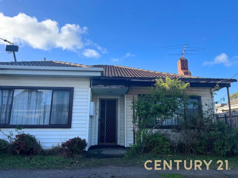 17 Mons Parade, Noble Park, VIC 3174, Austrália