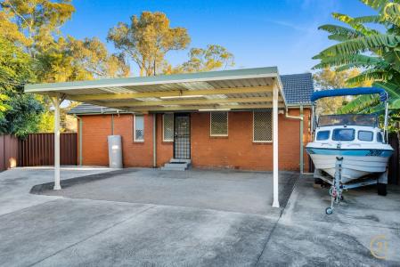 11 Ballarat Place, Cartwright, NSW 2168, Australia