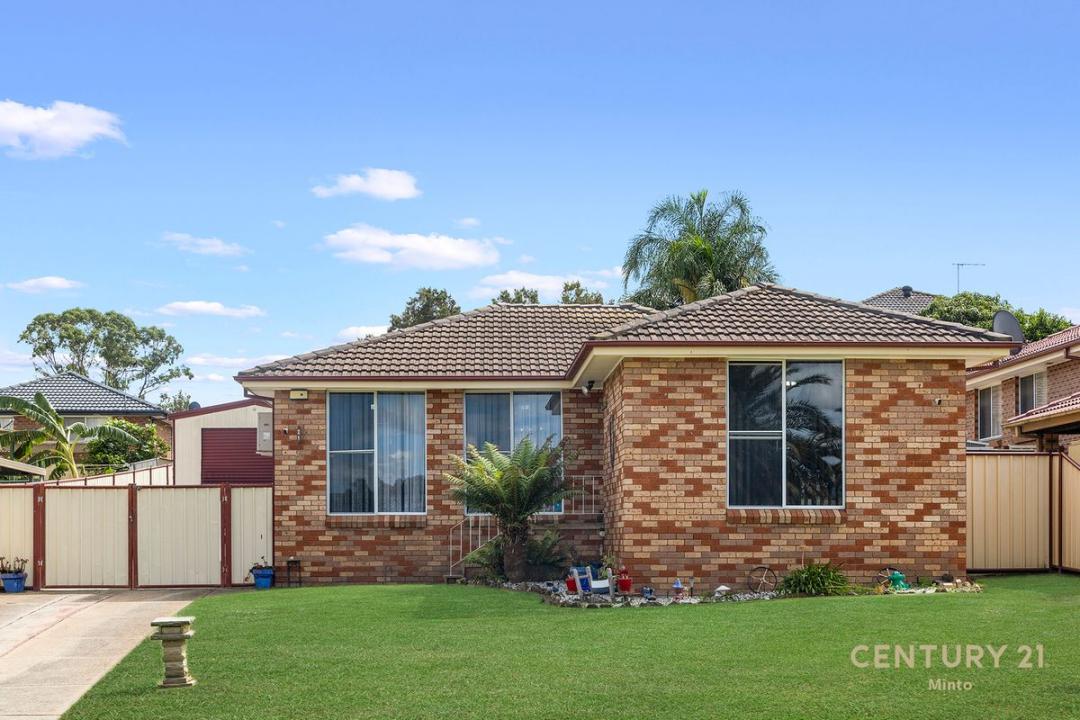 21 Campbell Close, Minto, NSW 2566, Australia
