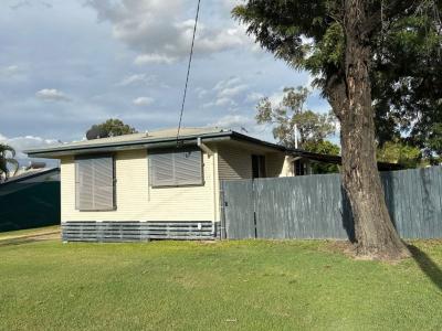 8 Laver Street, Moranbah, QLD 4744, Australia