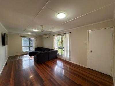 8 Laver Street, Moranbah, QLD 4744, Australia