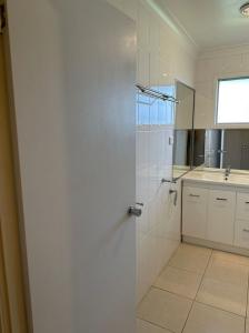 8 Laver Street, Moranbah, QLD 4744, Australia