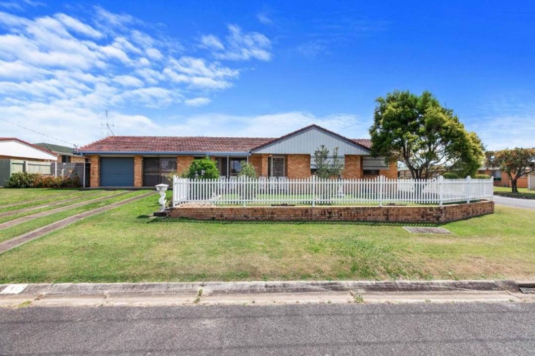 16 Bell Street, Maryborough, QLD 4650, Australia