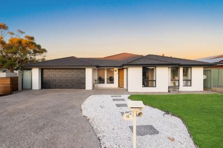 11 Emerald Boulevard, Aldinga Beach, SA 5173, Australia