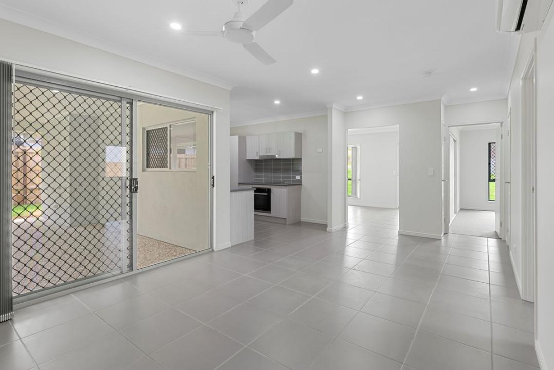 18 Olive Tree Chase, Victory Heights, QLD 4570, Australien