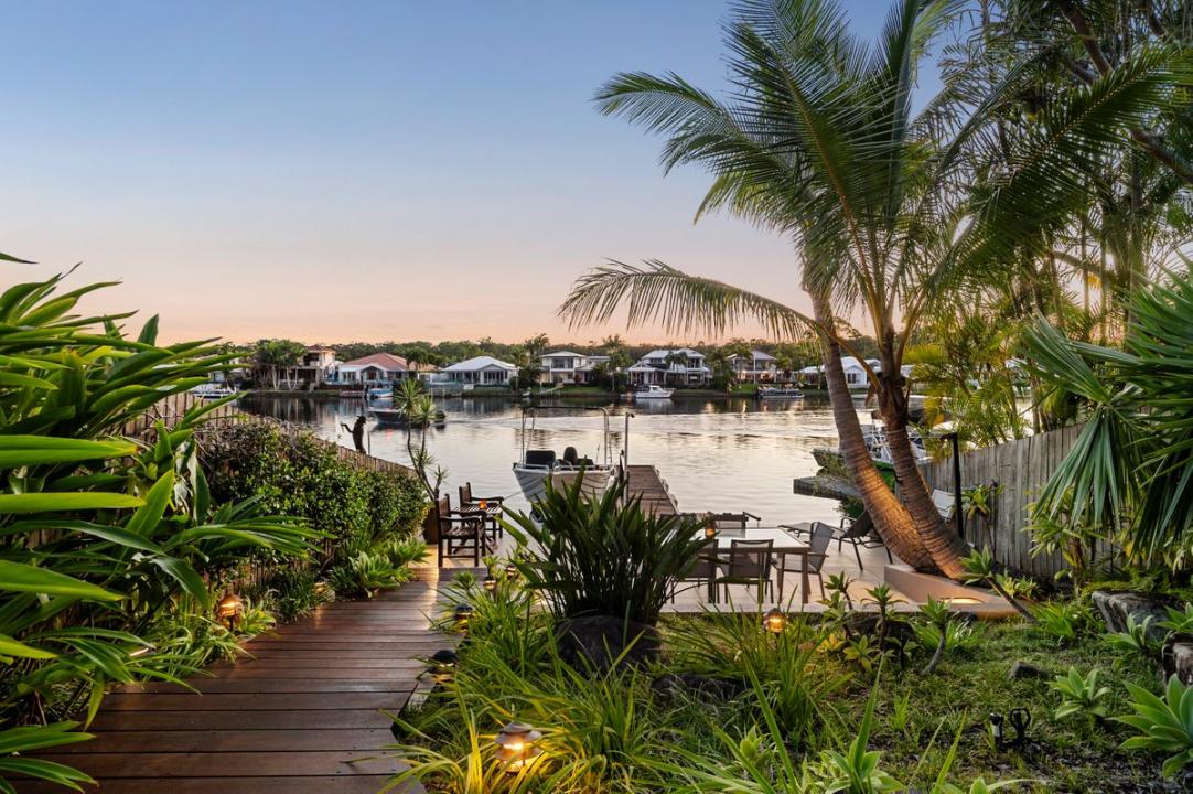 1 Topsails Place, Noosa Waters, QLD 4566, Australia