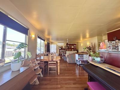 16 Watkins Street, Moranbah, QLD 4744, 오스트레일리아