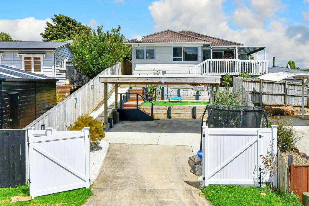 4 MARTINDALE LANE, Tuakau, Waikato District 2121, New Zealand