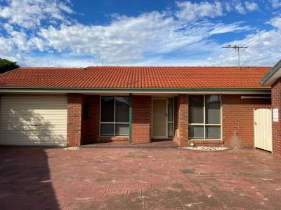 2/1967 Western Highway, Rockbank, VIC 3335, Austrália