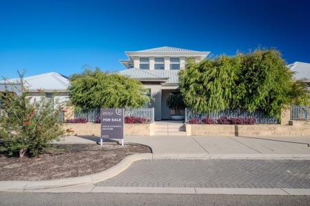 18 Hollington Boulevard, Alkimos, WA 6038, Australia