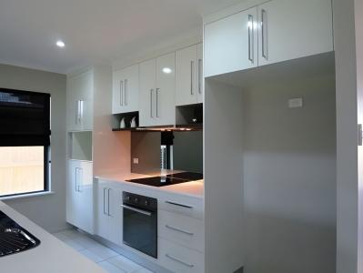 6 Ontario Parade, Andergrove, QLD 4740, Australia