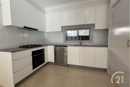 2/19 O'connell Street, Smithfield, NSW 2164, Australia