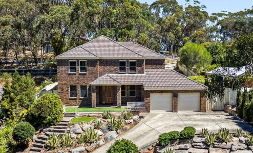 82 Glendale Avenue, Flagstaff Hill, SA 5159, Australia