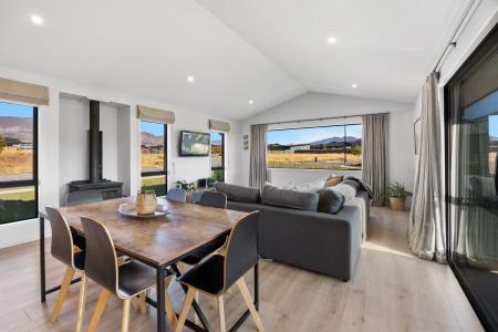 6 Rua Street, Albert Town, Queenstown-Lakes District 9305, New Zealand