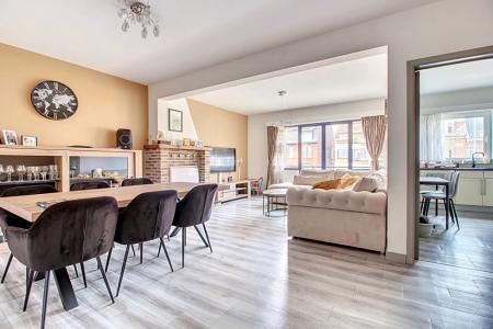 Aalstersesteenweg 93, Ninove, Belgia