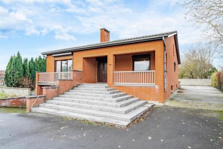 Chaussée de Namur 11A A, Moignelée, Belgium