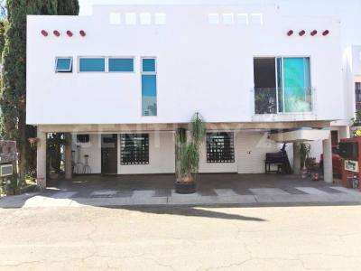 circuto ébano 112, Tlajomulco De Zúñiga, Jalisco 45654, Mexico