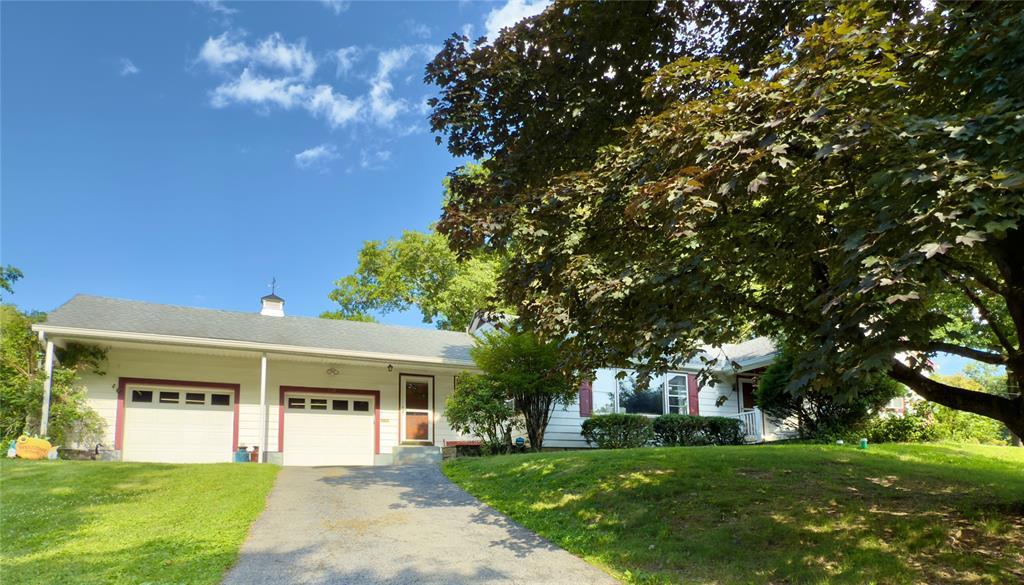 110 Oakdale Ave, Poughkeepsie, New York 12601, Amerika Birleşik Devletleri