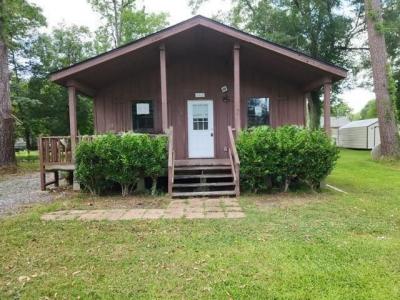 11117 Martin Road, Gonzales, Louisiana 70737, USA